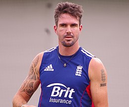 How tall is Kevin Pietersen?